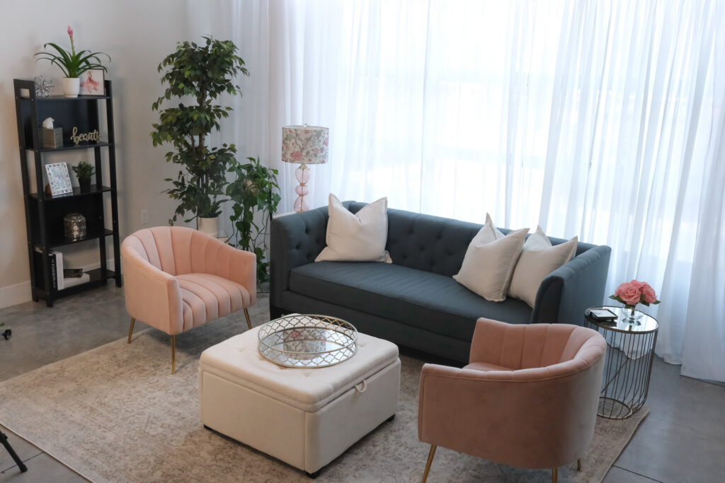 the studio at pro do blow dry bar sitting area